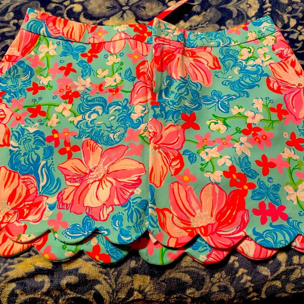 Lilly Pulitzer skort size 10